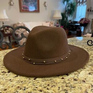 Brown Wide-Brim Felt Fedora Hat with Studded Band